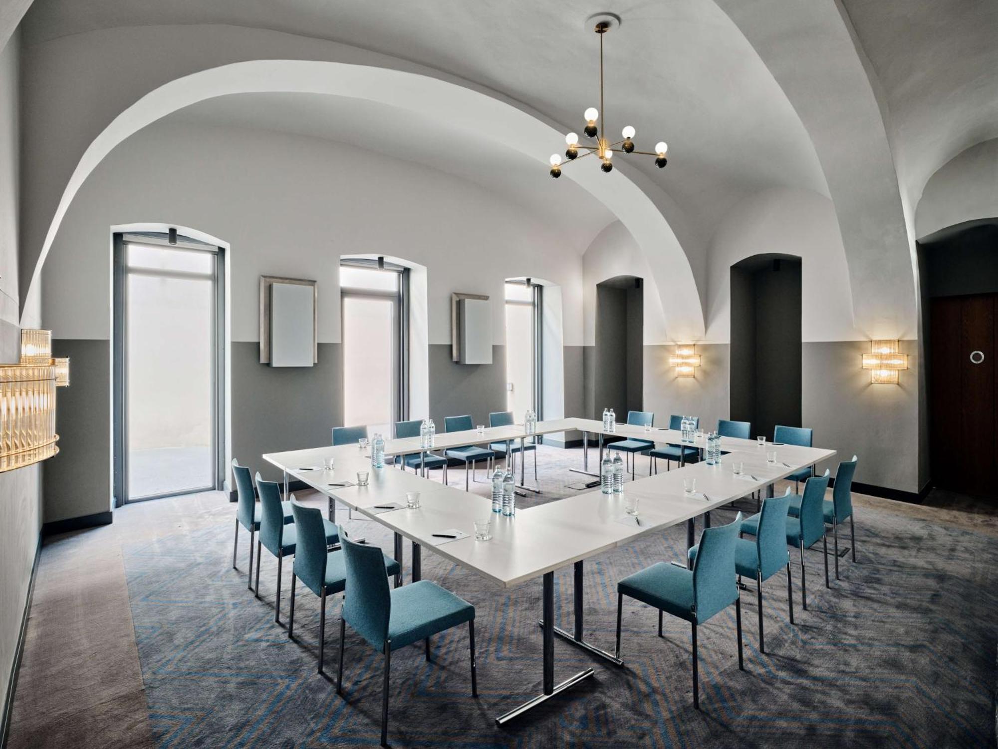 Radisson Blu Triest Hotel, Vienne
